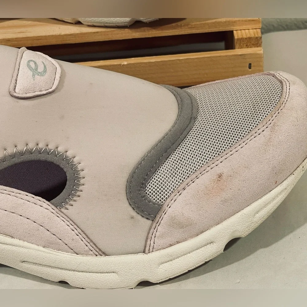 ☀️☀️2/$10 Easy Spirit Traver2 Pinkish Lavender Mesh Sporty Mules | Dirty but GUC